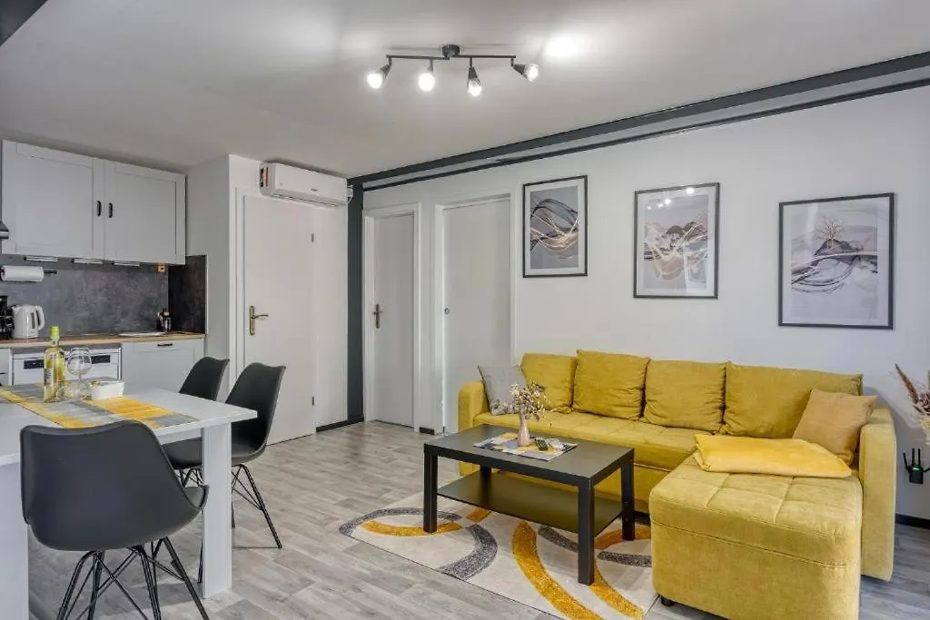 Bungalow Leni Πούλα